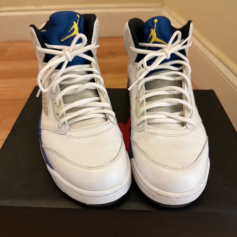 Jordan 5 Laney